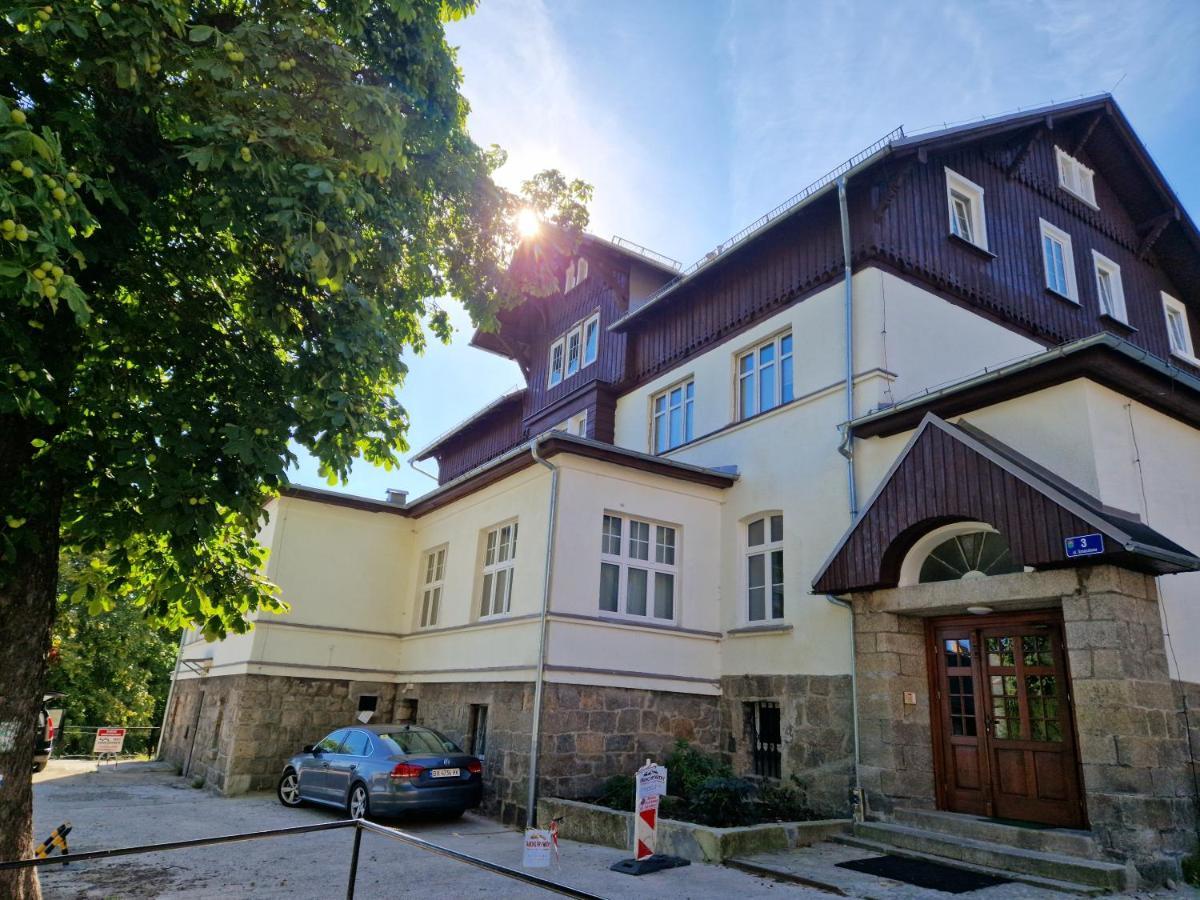 Klimatyczny Apartament 카르파츠 외부 사진